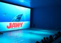 cinema na piscina